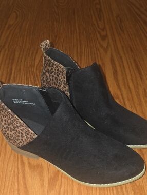 Women's Black Ankle Booties with Leopard Heel Accent